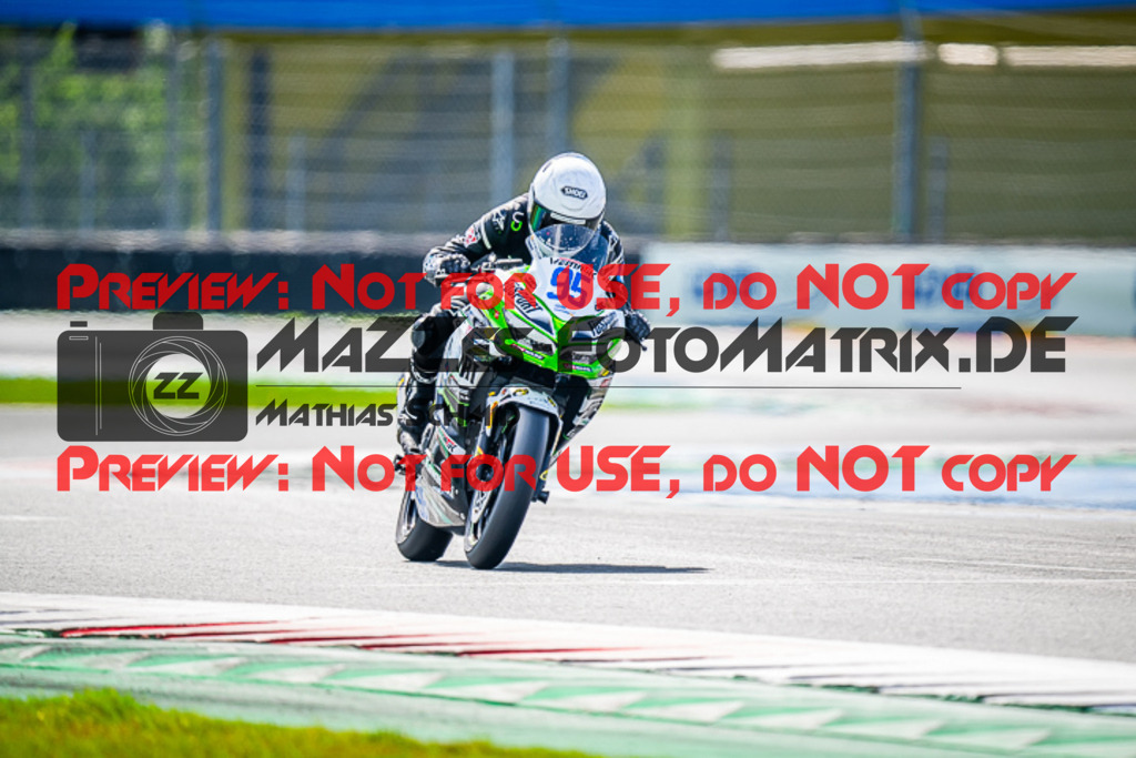 MaZZes_Fotomatrix_20230820_6007705_7320 | SSP300