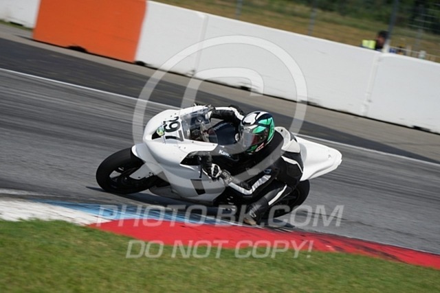 2024_08_05_PBK_13356 | Sportfotografie; SlowMotion; Video; Rennstrecke; Hafeneger; Speer; Racing; RSE; BMW; CBO; Trackday; Motorsportarena; Hockenheimring; Brno; Most; Barcelona; Valencia