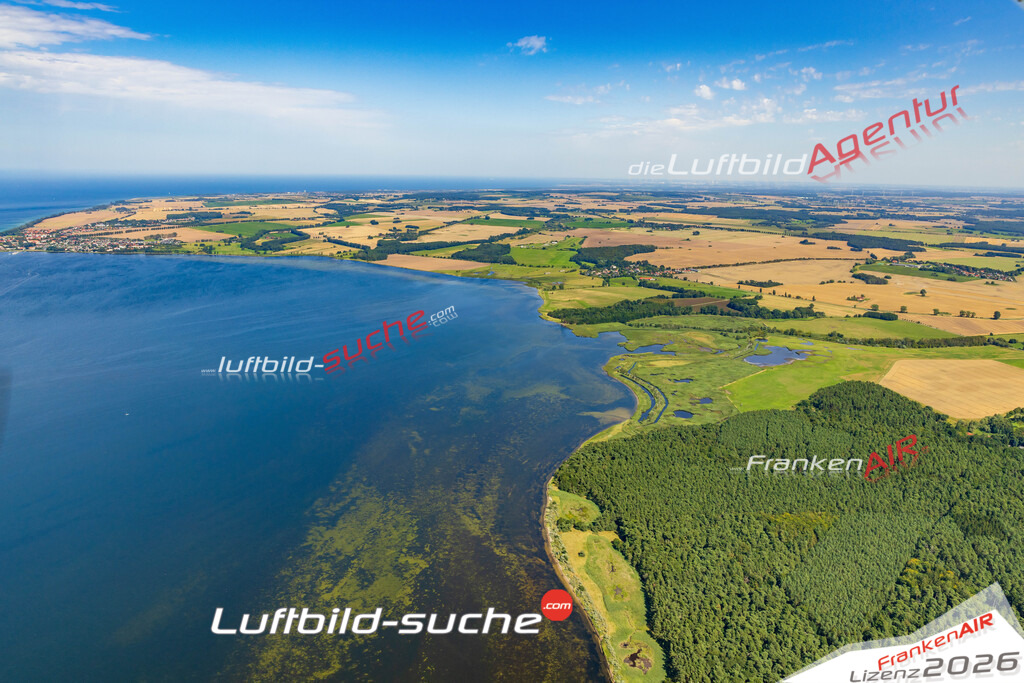 Roggow-Russow Rerik Bild- Das Luftbild wurde 2025 vom UL-Flugzeug heraus erstellt ( keine Drohne bzw. Drohnenaufnahme ) - Hochauflösende Luftaufnahme -Nicht vergleichbar mit Google Maps oder Satelittenbilder- Die Geschenkidee !Mit Lizenz und Bildrechte bestellbar - CC