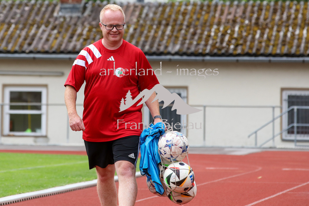 OE7A1121 | Markus Biller, Trainer SC Zwiesel