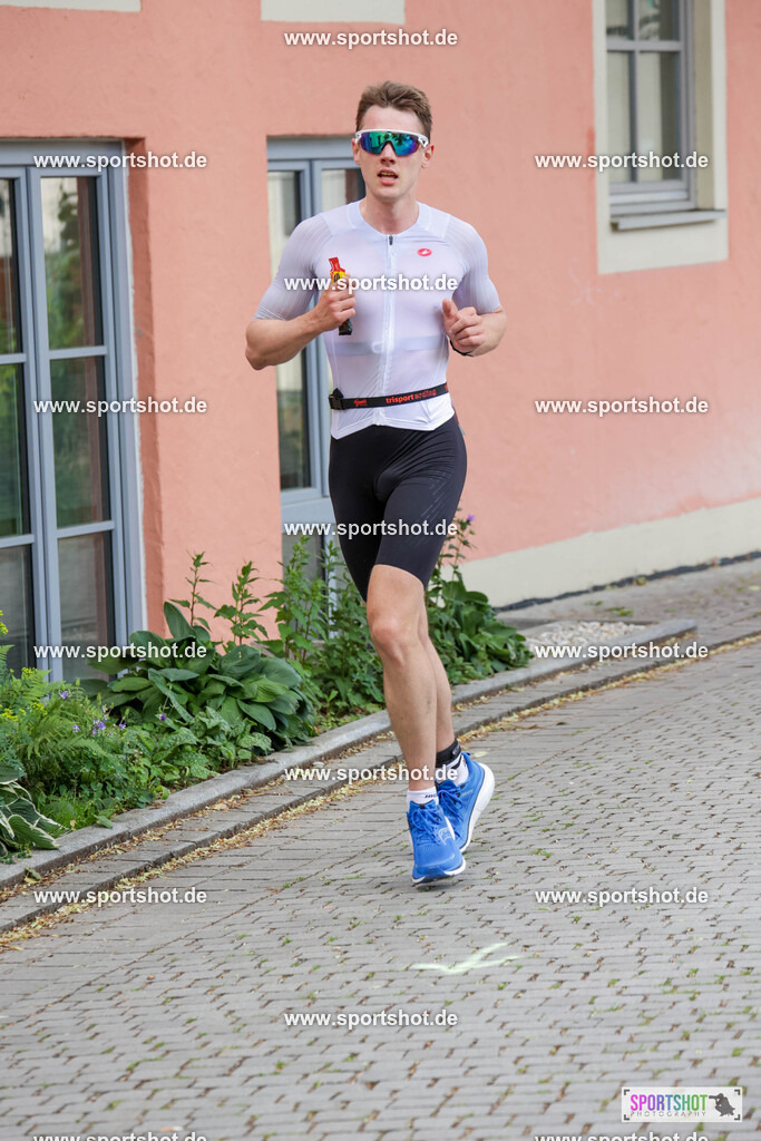 KSZ_9652 | Stadttriathlon Erding 2025. #yourpictrs #sportshot_your_pictrs @Sportshotphotography #stadttriathlonerding Copyright: www.sportshot.de