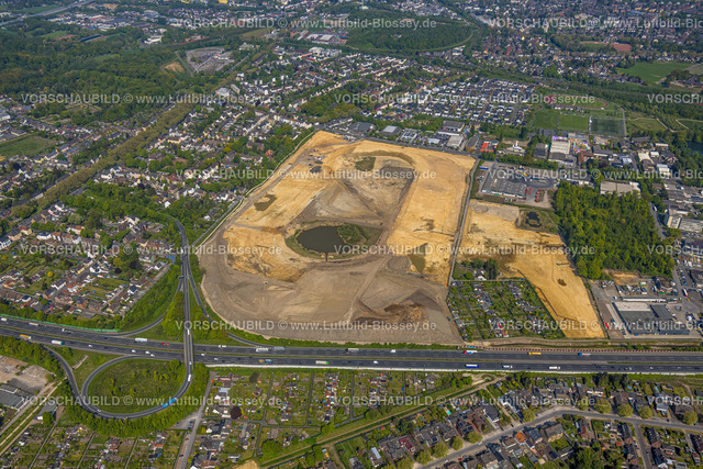 Recklinghausen220500856 | Luftbild der ehemaligen Trabrennbahn Recklinghausen, an der Autobahn A2, mit nördlicher Tangente der Blitzkuhlenstraße,  König-Ludwig, Recklinghausen, Ruhrgebiet, Nordrhein-Westfalen, Deutschland