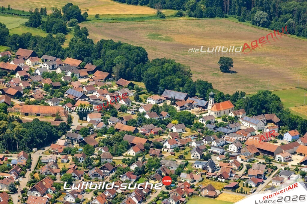 Das Luftbild zeigt : Schönach Mötzing - Die Luftaufnahme wurde 2023 vom UL-Flugzeug aus erstellt ( keine Drohne ) - Hochauflösende Luftaufnahme - Für grossformatige Ausdrucke geeignet. Die Geschenkidee !Mit Lizenz und Bildrechte bestellbar