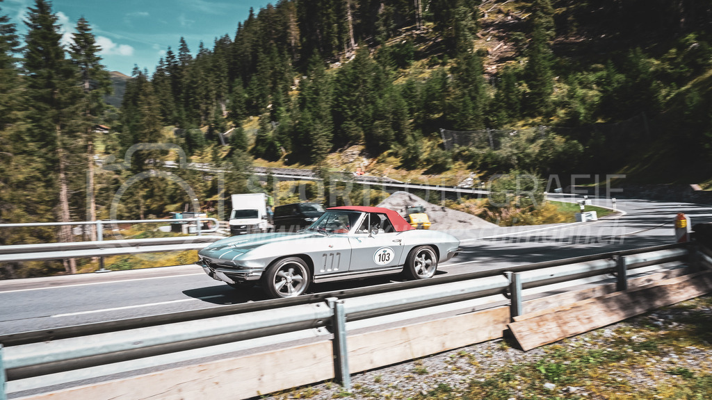 19. Arosa ClassicCar 2023 - 2. September 2023 | 19. Arosa ClassicCar 2023
Arosa, Schweiz
Moser Manfred aus Udligenswil mit der Startnummer 103 in einem Chevrolet Corvette Stingray, Jahrgang 1965, in der Klasse Alpine Performance.
@arosaclassiccar, @arosa.official, #arosaclassiccar, #arosa, #76curves, #classiccar
Bild: Sportfotografie Markus Aeschimann | www.markus-aeschimann.ch - Realisiert mit Pictrs.com