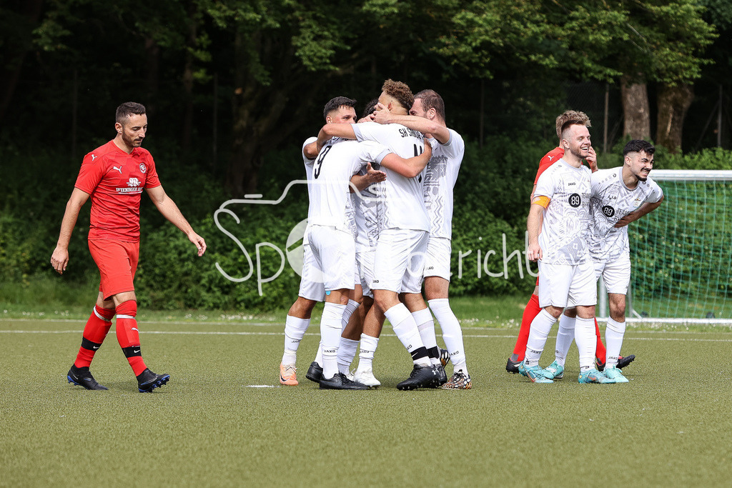 SK Srbija München - TSV 1895 Teisendorf | Jubel nach 3-1