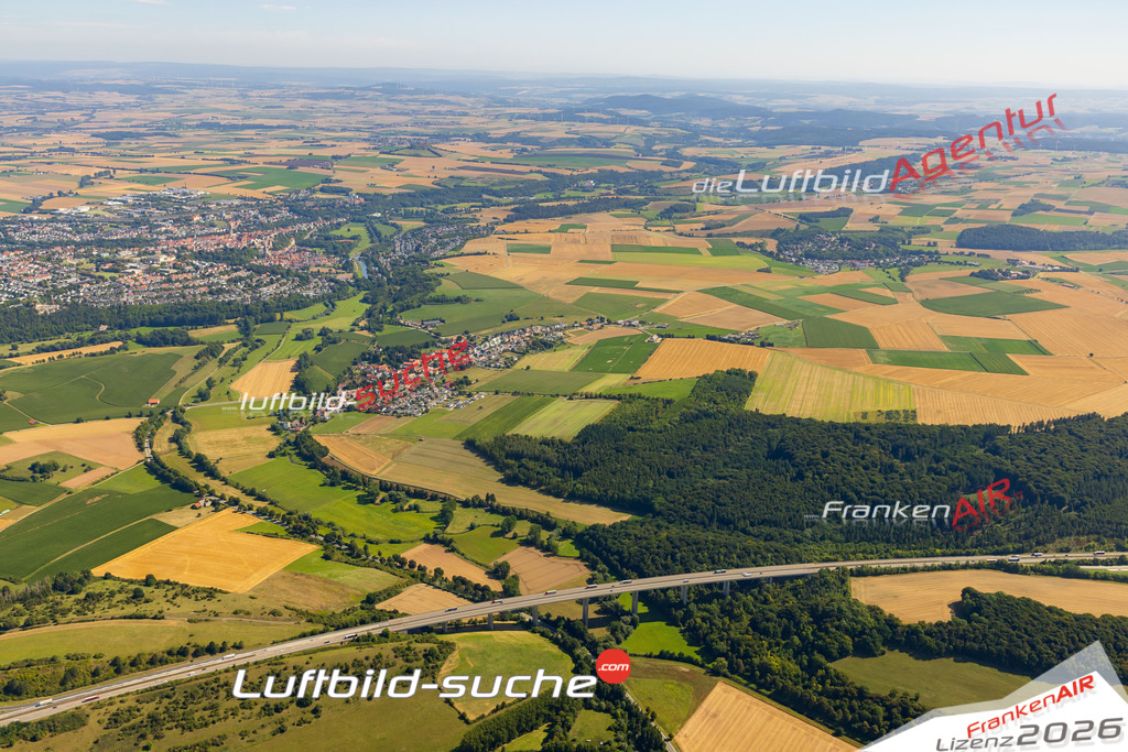 Wormeln Warburg Bild- Das Luftbild wurde 2025 vom UL-Flugzeug heraus erstellt ( keine Drohne bzw. Drohnenaufnahme ) - Hochauflösende Luftaufnahme -Nicht vergleichbar mit Google Maps oder Satelittenbilder- Die Geschenkidee !Mit Lizenz und Bildrechte bestellbar - CC