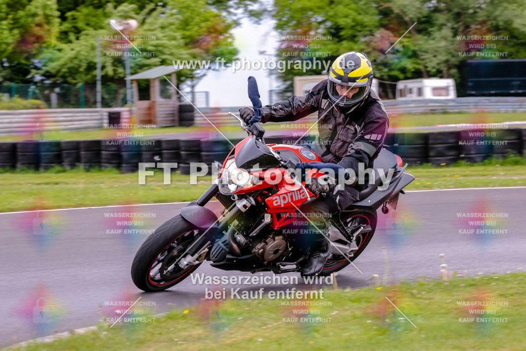MotoTeamVBK-20216 | Hier findet Ihr Bilder von Touristenfahrten auf der Nürburgring Nordschleife oder von anderen Veranstaltungen die ich besucht habe. Viel Spass beim Durch Schauen 