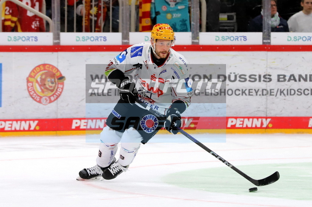 Jan Urbas - BHV | Jan Urbas - BHV - Realisiert mit Pictrs.com