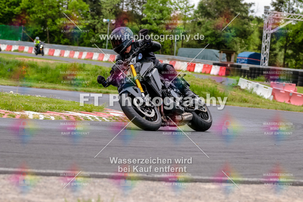 MotoTeamVBK-20524 | Hier findet Ihr Bilder von Touristenfahrten auf der Nürburgring Nordschleife oder von anderen Veranstaltungen die ich besucht habe. Viel Spass beim Durch Schauen 