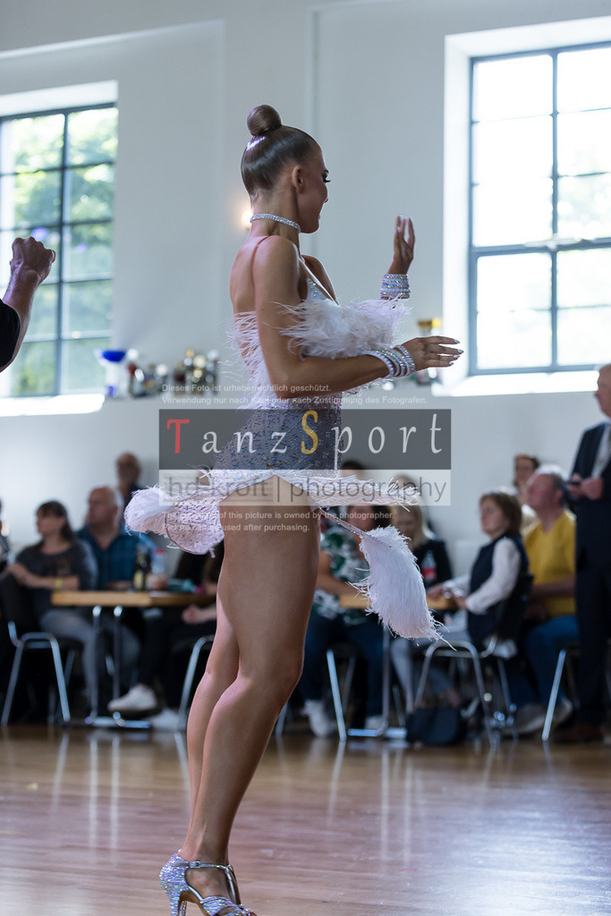 20240616_D-Cup-HGR-Latein_3596 | Tanzsportbilder, Standardtanz, Lateintanz, WDSF, DTV, LTVB, dancecomp, goc, hessen tanzt, blaues band der spree, walzer, tango, wiener walzer, slowfox, quickstepp, samba, rumba, cha-cha-cha, paso doble. jive, hd-kroft photography, turniertanzsport