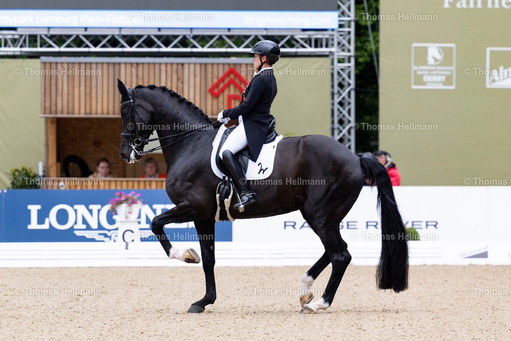 TH_405-WERTH Isabell (GER)_ Wendy de Fontaine_37719 | Deutsches Spring- und Dressur-Derby 2026 am 16.05.26 in Hamburg, 405WERTH Isabell (GER), Wendy de Fontaine