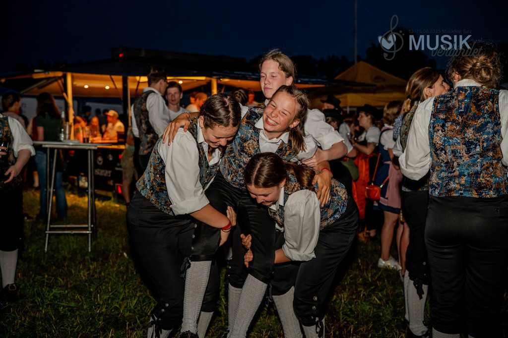 DSC_5202 | "Fussifoto.com – Ihr Ansprechpartner für hochwertige Fotografie! Entdecken Sie kreative Bilder und professionelle Dienstleistungen. Kontaktieren Sie uns für Ihre Projekte!"