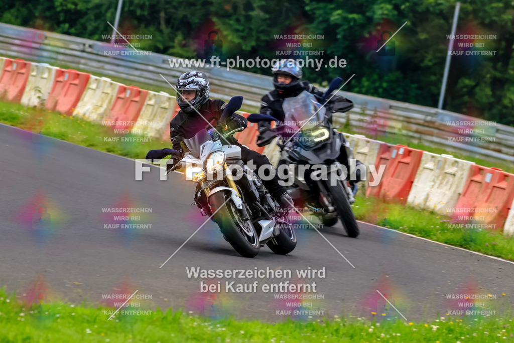 VBK-6822 | Hier findet Ihr Bilder von Touristenfahrten auf der Nürburgring Nordschleife oder von anderen Veranstaltungen die ich besucht habe. Viel Spass beim Durch Schauen 