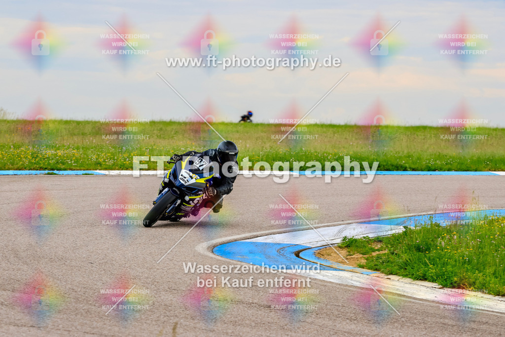 MotoTeam-1724 | Hier findet Ihr Bilder von Touristenfahrten auf der Nürburgring Nordschleife oder von anderen Veranstaltungen die ich besucht habe. Viel Spass beim Durch Schauen 