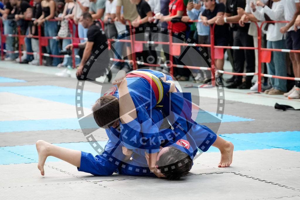 20250920PBB0076 | Athletes compete during the AJP Tour Hamburg International Jiu-Jitsu Championship, on September 20, 2025 in Hamburg, Germany. © Chiara Dazi / photoblackbelt