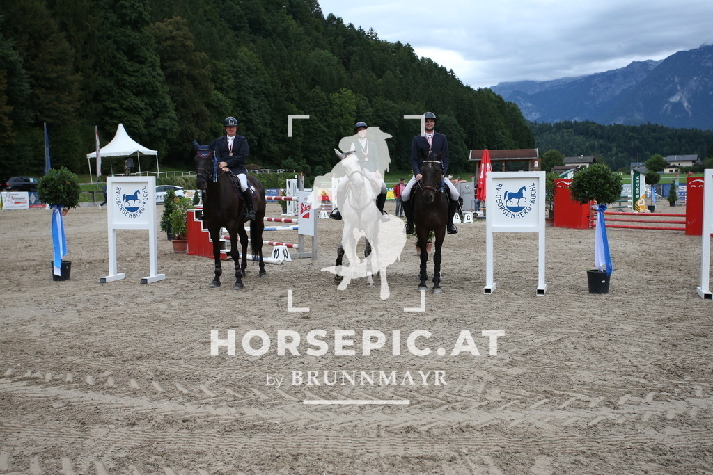 AS8V0036 | Willkommen bei Brunnmayr - Design & Fotografie – Ihrem Spezialisten für Reitturniere und Pferdeveranstaltungen in Oberösterreich, Salzburg und Bayern! Seit über 17 Jahren sind wir leidenschaftlich dabei.