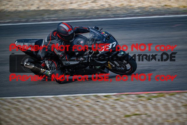 MaZZes_FotoMatrix_230719_7694 | GELB