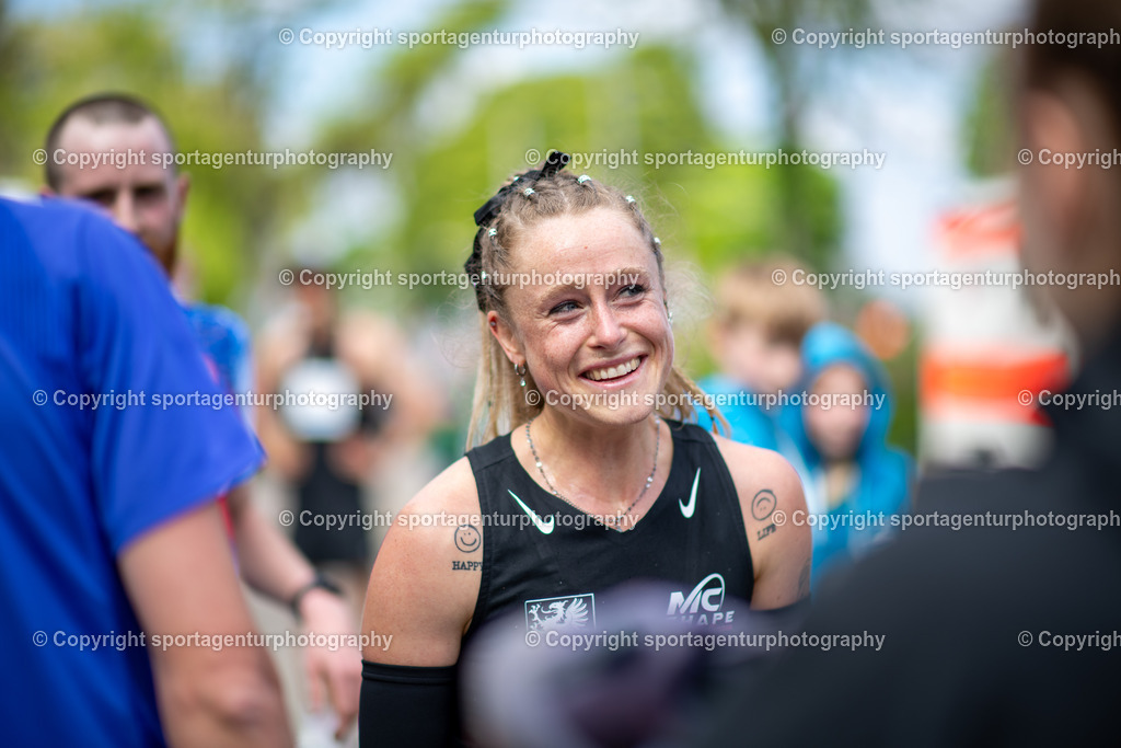 85A_1259 | Soprema Neckar Run 2026 10km - 1. Platz Leah Hanle (1. Platz W 20) - Realisiert mit Pictrs.com