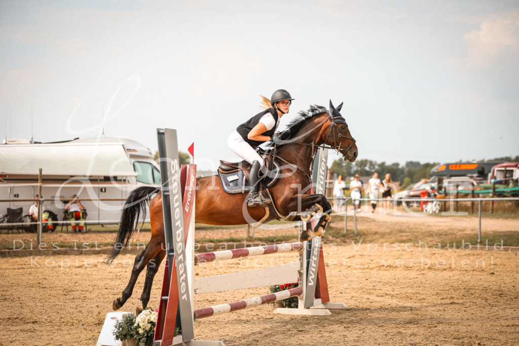 27.SaSpMA00164 | Leoni Ertmer Photography - Realisiert mit Pictrs.com