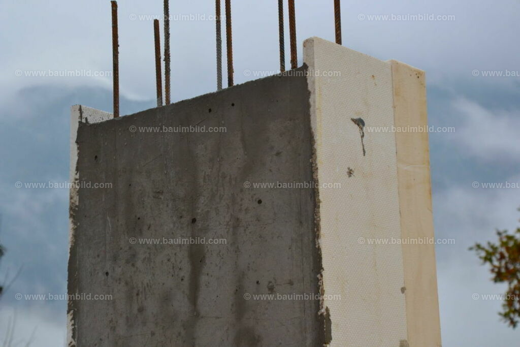 bib-lg04-betonarbeiten-0507 | Nach LV-Leistungsgruppen sortierte Detailfotos über den Bau eines Hauses. Alle Hausbau-Bilder direkt vom Urheber und Autor der Website Haus-Selber-Bauen.com
