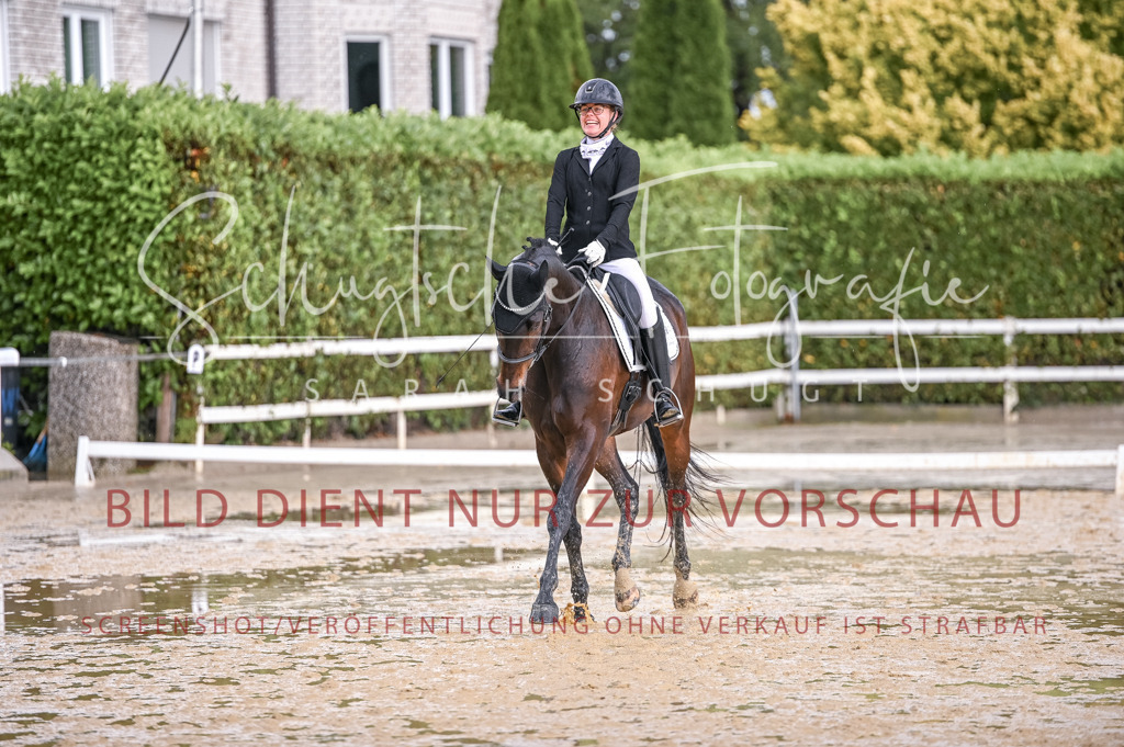 Schugtsche-Aluta25-54.Dressurprf.L1Trense-9 | Schugtsche Fotografie - Realisiert mit Pictrs.com