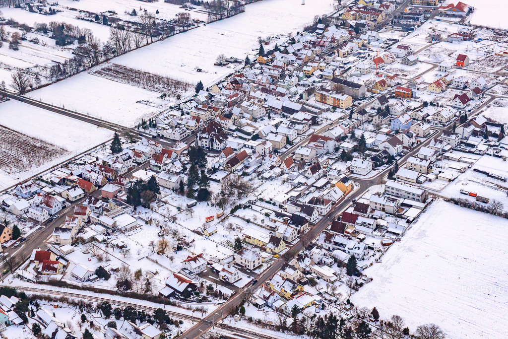 Luftbild: Hubstraße bei Schnee in Kandel im Bundesland Rheinland-Pfalz in Deutschland. Foto: IMG_23852.jpg vom 16.01.2010 durch Werner Riehm/FLY-FOTO.de