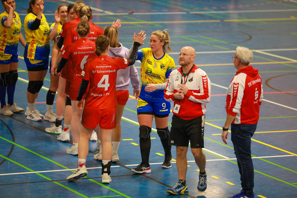 SvSchermbeck_SVN_061225_180 | Bildergalerie von Sport-Ereignissen aber auch von weiteren spannenden Dingen - nicht nur vom Niederrhein. In Anlehnung an den bekannten Spruch von Hanns Dieter Hüsch heißt das Motto: "Niederrhein ist überall".  - Realisiert mit Pictrs.com