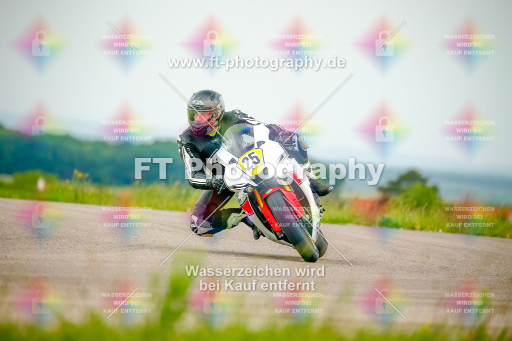 _MOT2058 | Hier findet Ihr Bilder von Touristenfahrten auf der Nürburgring Nordschleife oder von anderen Veranstaltungen die ich besucht habe. Viel Spass beim Durch Schauen 