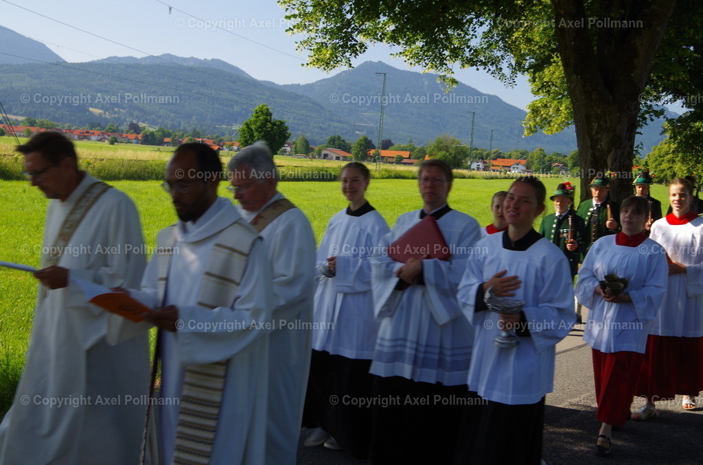 IMGP4994 | fotografiert von Axel PollmannLeonhardi Wallfahrt Benediktbeuern und Murnau, Fronleichnam, Fasching, Landschaft im Loisachtal und Benediktbeuern  - Realisiert mit Pictrs.com