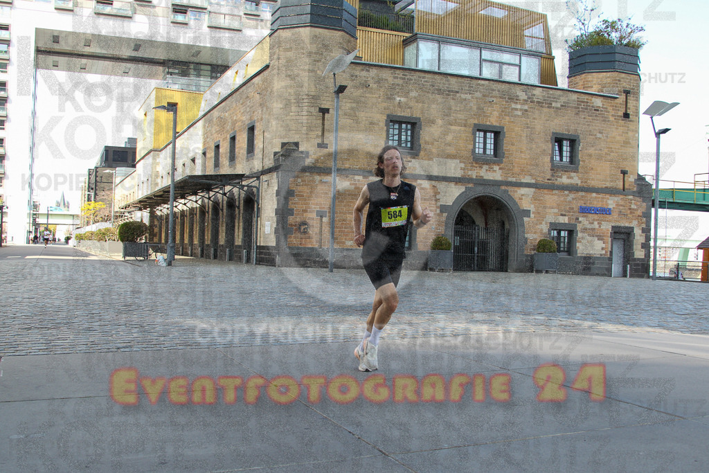 250920_1448_EV4_7164 | Sportfotografie im Rhein-Sieg Kreis, Köln, Bonn, NRW, Rheinland Pfalz, Hessen, etc. Unser Tätigkeitsfeld umfasst den Laufsport vom Volkslauf über den Marathon, Duathlon, Triathon bis zum Ultralauf wie Kölnpfad Ultra oder Schindertrail.