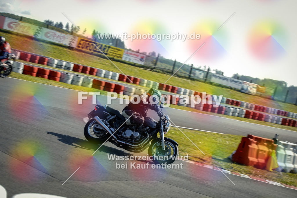 OBK_Mai_Justin_Uwe-10163 | Hier findet Ihr Bilder von Touristenfahrten auf der Nürburgring Nordschleife oder von anderen Veranstaltungen die ich besucht habe. Viel Spass beim Durch Schauen 