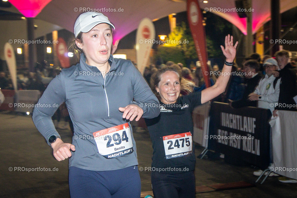 23. ASV Nachtlauf; Koeln, 13.05.26 | Impressionen vom 23. ASV Nachtlauf am 13.05.26 am Tanzbrunnen in Koeln. Foto: BEAUTIFUL SPORTS/Axel Kohring