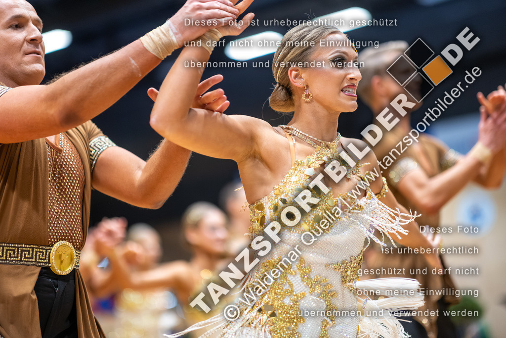 20260328-02187 | Hier finden Sie Tanz Bilder vom Latein und Standard Formationen tanzen. Sportbilder vom Tanzsport. Schöne Fotos und von Weltmeisterschaft, Europameisterschaft, Bundesliga, Regionalliga, Oberliga und Landesliga sowie von GOC Stuttgart, DanceComp, WM Bremen