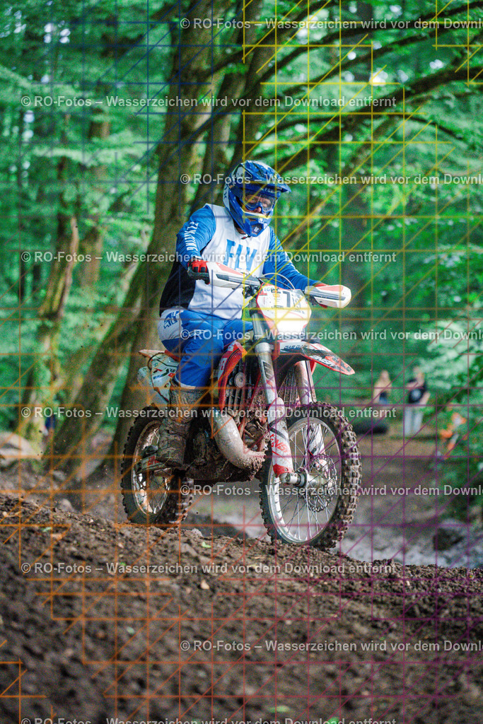4 Lauf Schlüchtern IGE 2026-340 | Sportfotografie von RO-Fotos: Motorsport, Motocross, Enduro, Laufveranstaltungen und Triathlon. Professionelle Fotos von Sportlern und Events. - Realisiert mit Pictrs.com