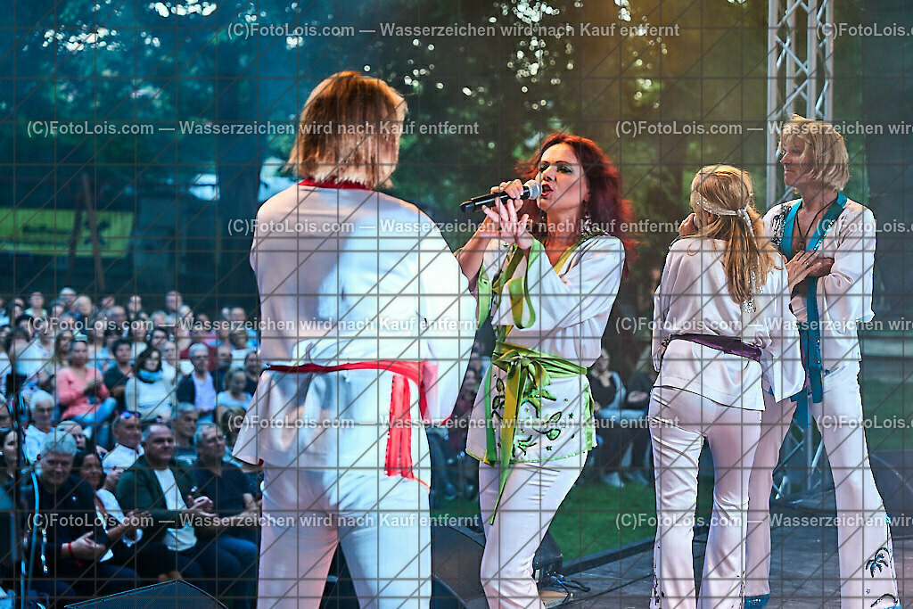 ALP2072_MAGIC of ABBA_MAMMA MIA | (C)FotoLois.com, Alois Spandl, MAMMA MIA - What a Show mit THE MAGIC of ABBA im Stadtpark Wieselburg, Fr 11. Aug. 2023.