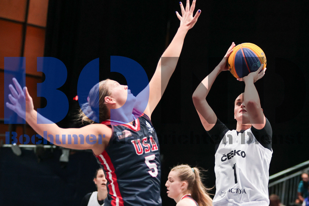 SES_RRG3x320250720-63 | bond - Realisiert mit Pictrs.com