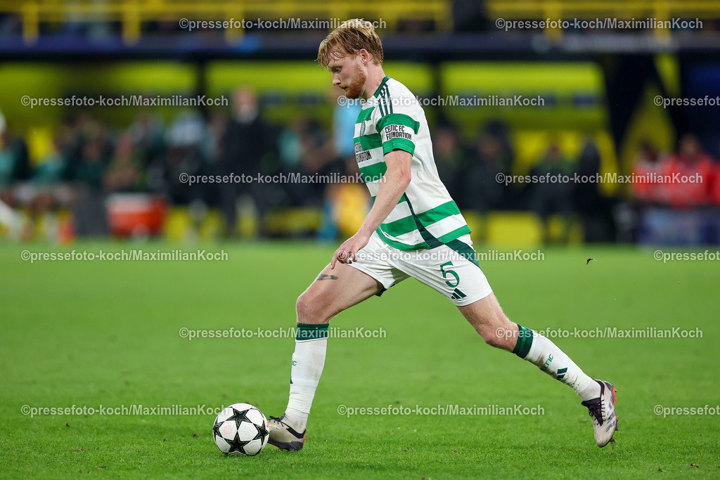 BVB01102402230 | 01.10.2024, Fußball, UEFA Champions League, Borussia Dortmund - Celtic Glasgow, 2. Spieltag, Signal Iduna Park, Saison 2024 2025: Liam Scales (Celtic #5)