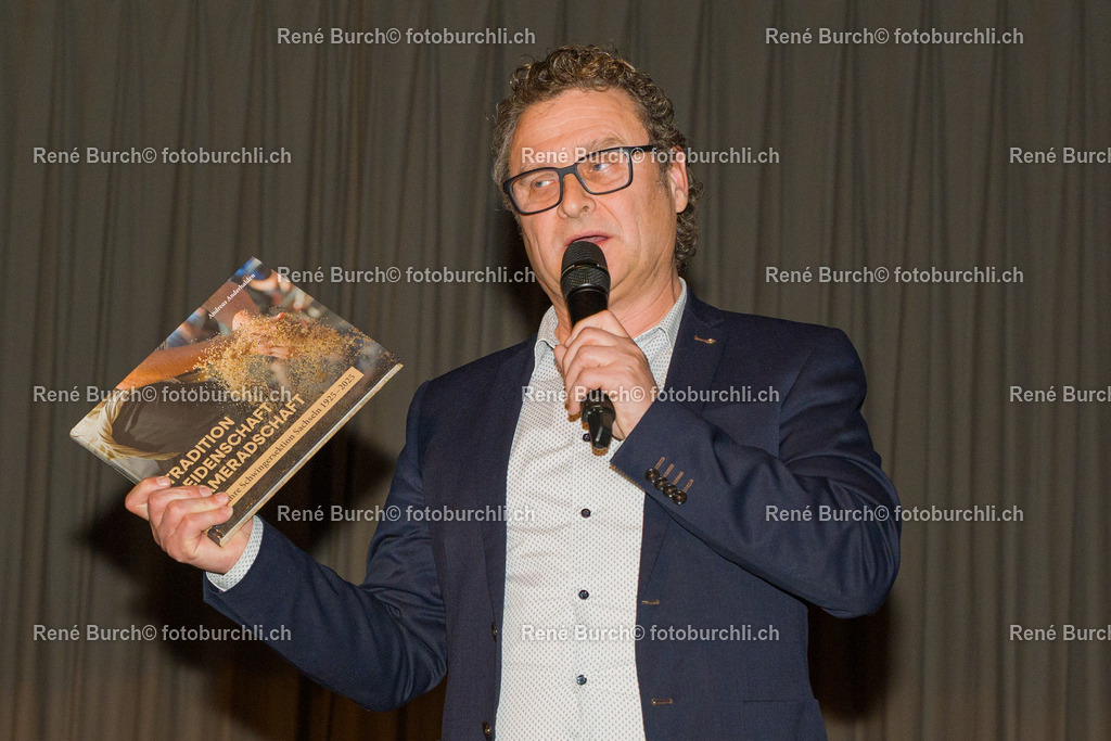 BUR09623 | René Burch leidenschaftlicher Fotograf aus Kerns in Obwalden.  Hier finden sie Sport, Landschaft und Natur Fotografie.
 - Realisiert mit Pictrs.com