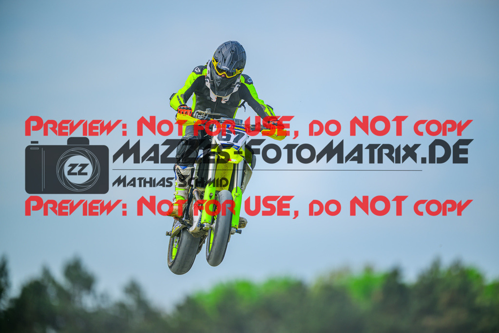 MaZZes_Fotomatrix_20250502_6007705_4139 | S4