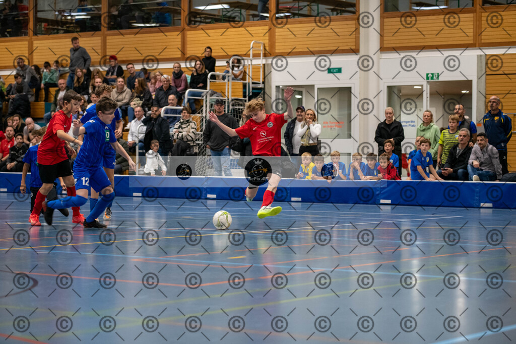 20231125_Hallenturnier_D_031 | Sport und Naturfotografie von Roberto Esposito zeigt echte Momente Bewegung und die Schönheit der Natur. Ausdrucksstarke Bilder schaffen Emotionen.