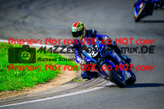 MaZZes_FotoMatrix_240601_6007705_2591 | R7