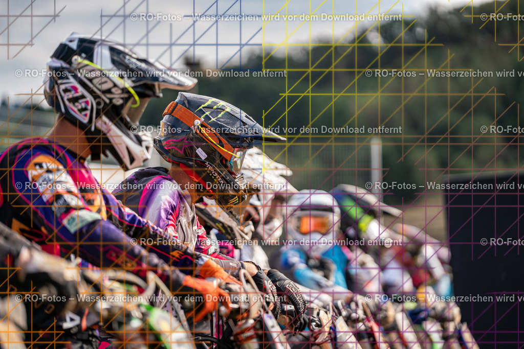 Sechshelden 2026 Sonntag  -2820 | Sportfotografie von RO-Fotos: Motorsport, Motocross, Enduro, Laufveranstaltungen und Triathlon. Professionelle Fotos von Sportlern und Events. - Realisiert mit Pictrs.com
