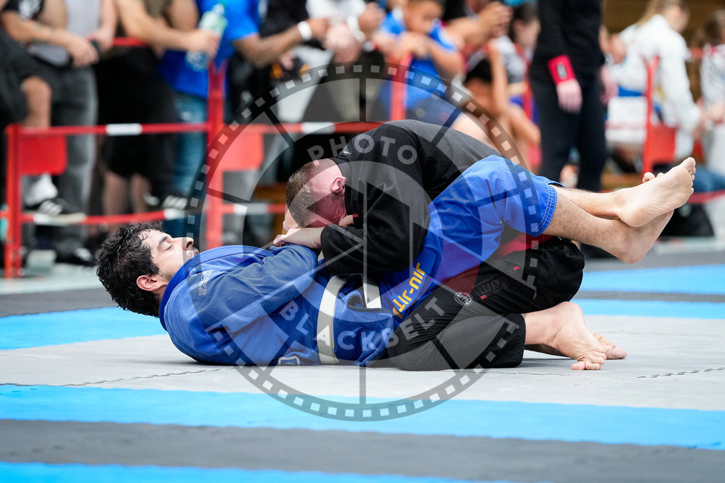 20250920PBB2809 | Athletes compete during the AJP Tour Hamburg International Jiu-Jitsu Championship, on September 20, 2025 in Hamburg, Germany. © Chiara Dazi / photoblackbelt