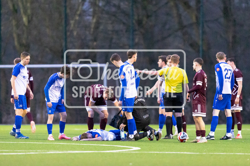 Fußball I Herren I Saison 2025-2026 I Bezirksliga Weser Ems I 21. Spieltag I SC Melle 03 II - TSV Riemsloh I 10587-13 | realhellocedii - Realisiert mit Pictrs.com