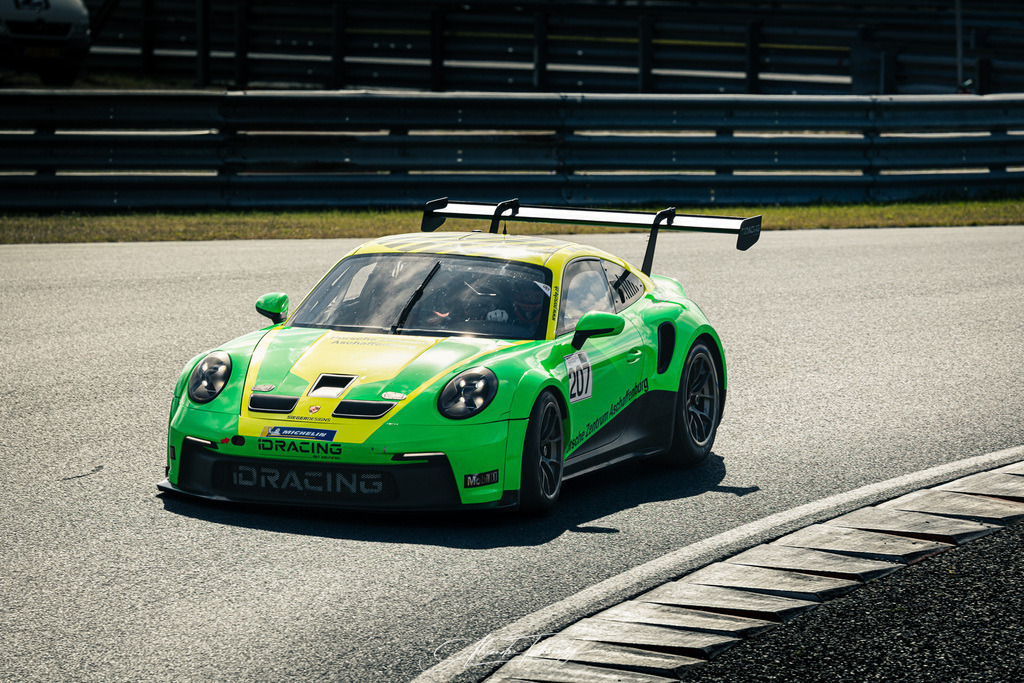R6AT0951 _Alexander Tschuncky | Entdecken Sie die faszinierende Welt von Alexander Tschuncky Arts: Kreative Fotografie, atemberaubende Automobilkunst und hochwertiger Bilderdruck. Lassen Sie sich inspirieren! - Realisiert mit Pictrs.com