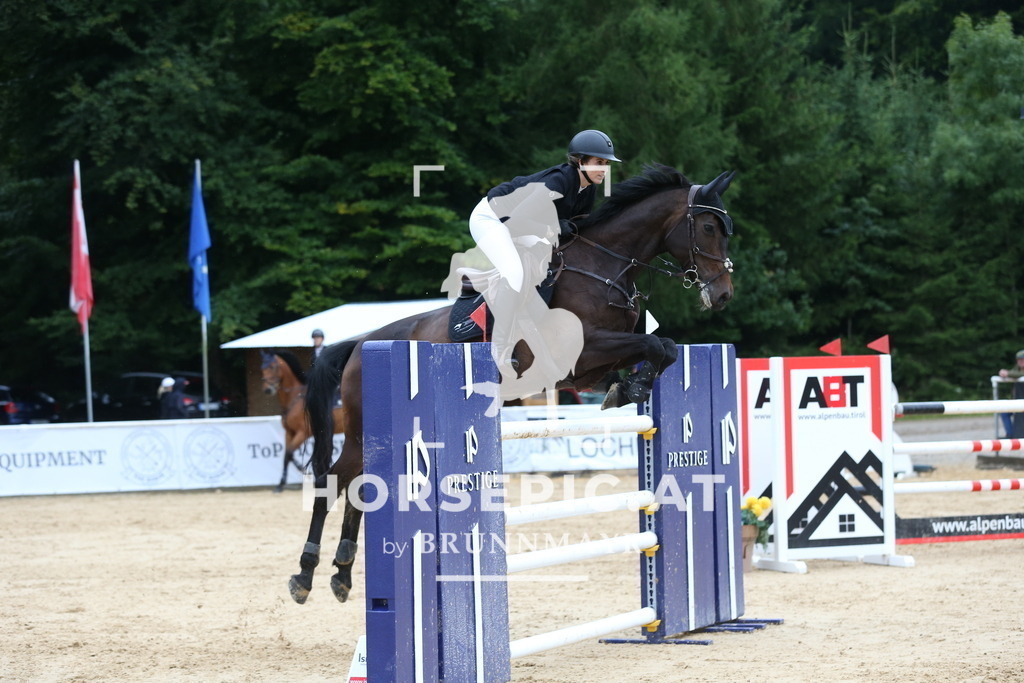 DL2Q6730 | Willkommen bei Brunnmayr - Design & Fotografie – Ihrem Spezialisten für Reitturniere und Pferdeveranstaltungen in Oberösterreich, Salzburg und Bayern! Seit über 17 Jahren sind wir leidenschaftlich dabei.