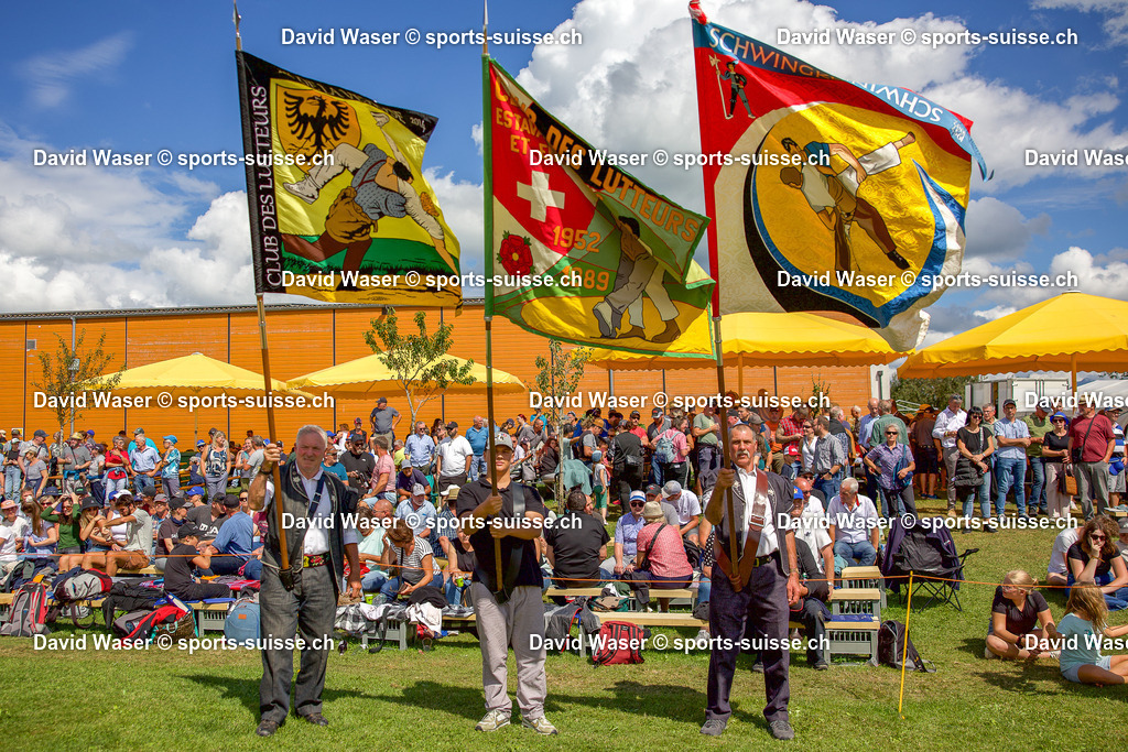 250803 La Remise de la Banni_re _ la 100_ME F_TE CANTONALE FRIBOURGEOISE DE LUTTE SUISSE _ le LE CR_T-PR_S-SEMSALES_ 03.08.2025 _Bild sports-suisse.ch_ (1) | 250803 La Remise de la Bannière à la 100ÈME FÊTE CANTONALE FRIBOURGEOISE DE LUTTE SUISSE à le LE CRÊT-PRÈS-SEMSALES, 03.08.2025 "Bild sports-suisse.ch"