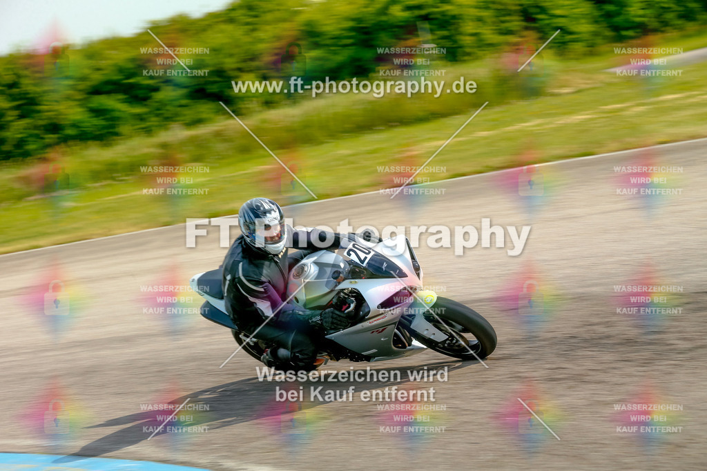 _MOT0676 | Hier findet Ihr Bilder von Touristenfahrten auf der Nürburgring Nordschleife oder von anderen Veranstaltungen die ich besucht habe. Viel Spass beim Durch Schauen 
