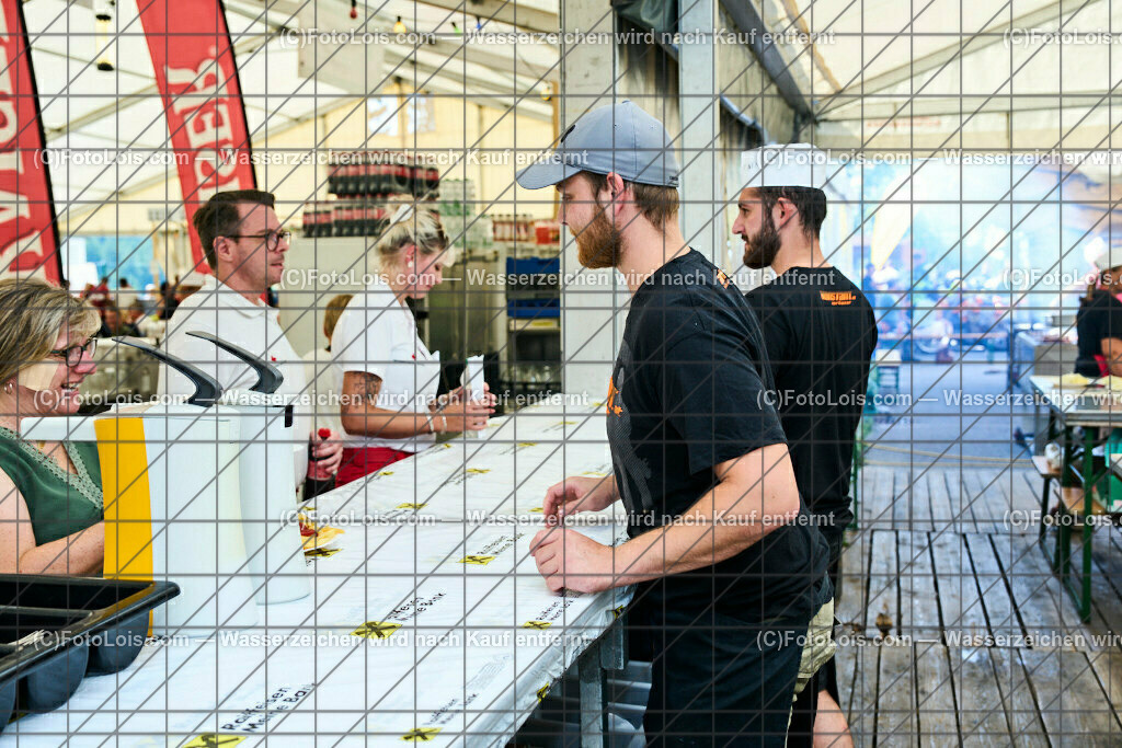 ALP8115_XXIX_GRANITBEISSER_backstage | (C)FotoLois.com, Alois Spandl, 29. GRANITBEISSER - Mountainbike-Marathon in St. Georgen am Walde, Start/Ziel/Siegerehrung, Sa 2. September 2023.