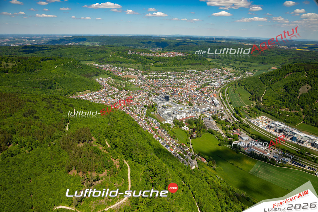 Luftaufnahme von  Oberkochen - Die Luftaufnahme wurde 2025 vom UL-Flugzeug heraus erstellt ( keine Drohne ) - Hochauflösende Luftaufnahme - für professionelle Ausdrucke geeignet. Die Geschenkidee !Mit Lizenz und Bildrechte bestellbar